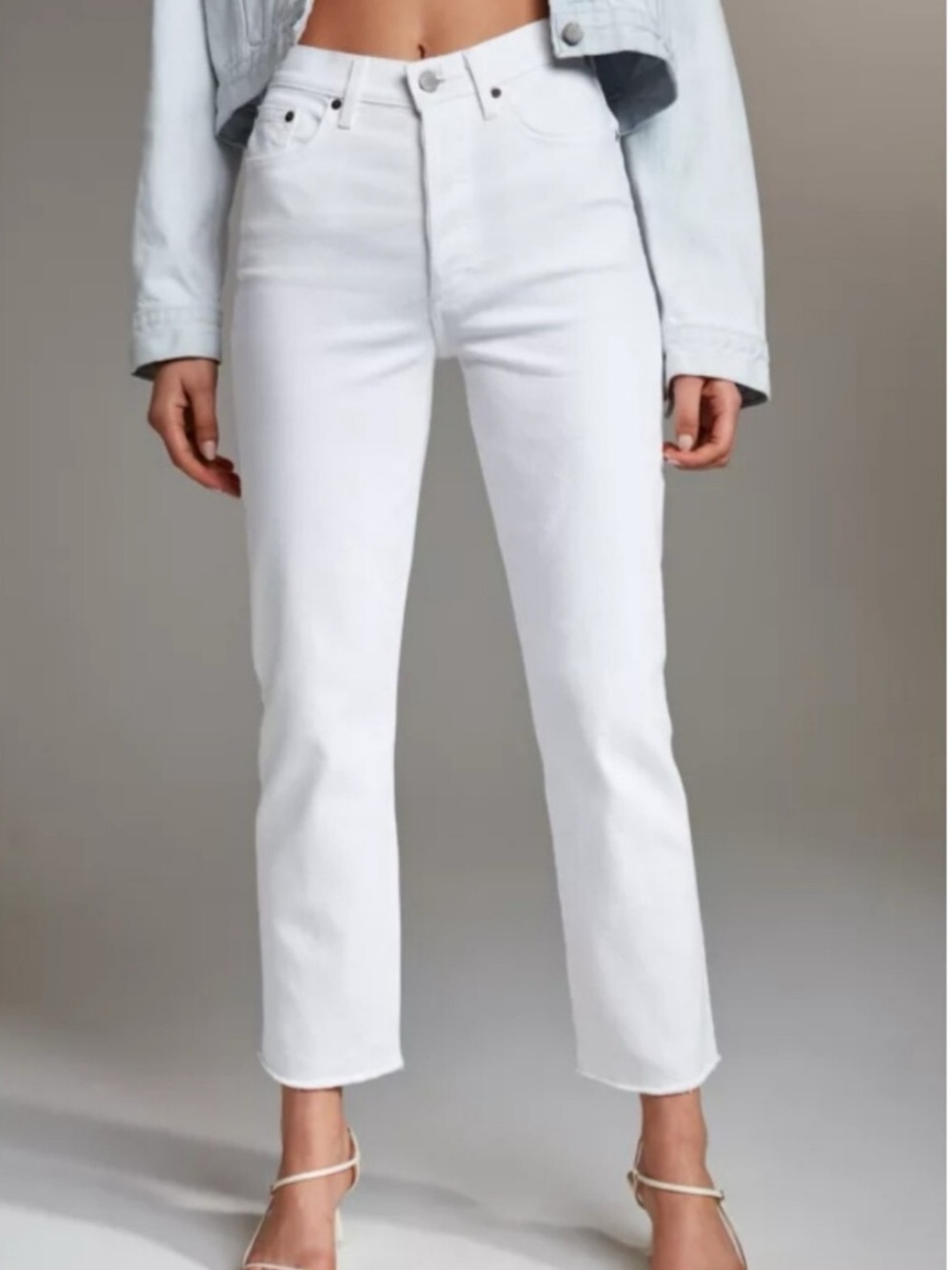 Aritzia Denim Forum Arlo High Rise Straight Crop White Jeans 29 EUC Minimalist